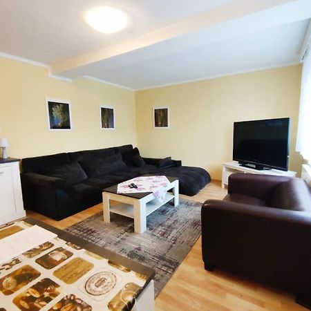 מיינץ Ferienhaus Gonsbach מראה חיצוני תמונה