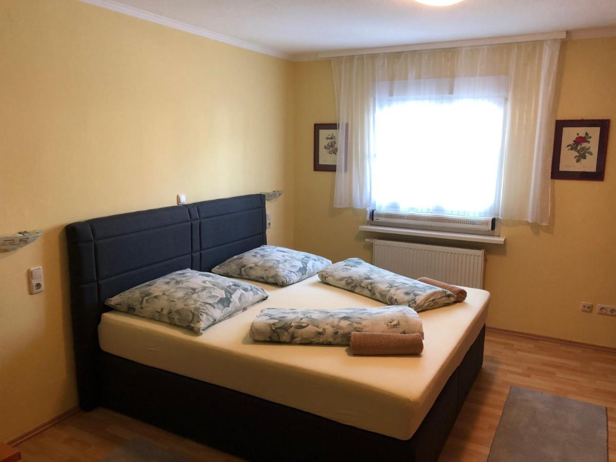 מיינץ Ferienhaus Gonsbach מראה חיצוני תמונה